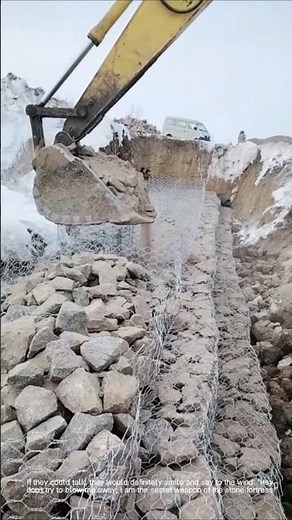 The perfect combination of wire mesh and stone: creating a solid slope protection