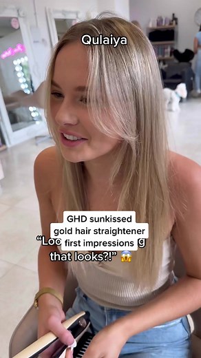 We tried the new @ghd gold sunkissed limited edition hair straightener, so you don’t have too! 😍 We are very impressed, and absolutely love this new limited addition sunkissed gold colour! 👏🏻 #hairdressersoftiktok #ghdhair #ghdanz #ghdsunsthetic #ghdhairstraghtner #ghdhairchallenge #ghdprofessional #hairdresserreactions #firstimpressions #firstimpressiontiktok #hairmusthaves #musthavehairtools