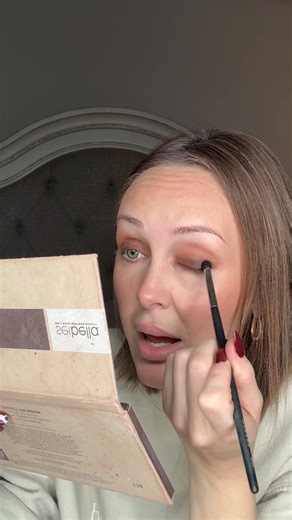 Super fast makeup showcasing Seibella Mineral Powder 🖤 | Tiffany Pratt