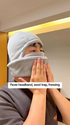 The warm hat has an integrated ultra-elastic stretchable neck strap. It can be fastened in one second and wraps around the head, face and neck in a 360-degree manner! The 6D three-dimensional cutting design does not press on the ears, and the ventilation holes prevent fogging of the eyes - from being "frozen like an ice cube" to "feeling passionate and energetic", you'll have an amazing time even in the coldest outdoor conditions! ❄️ | Marvelmerit | Facebook