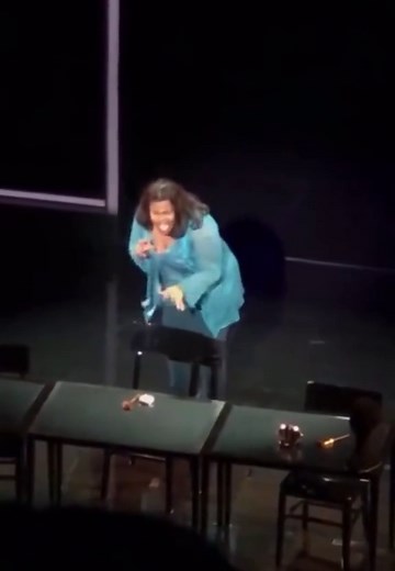 Amber Riley's Dreamgirls Performance Highlights