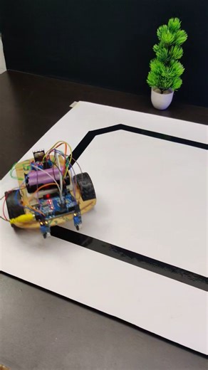 Line Following Robot Using Arduino UNO #sciencproject #linefollowerrobot #robot #car #arduinoproject