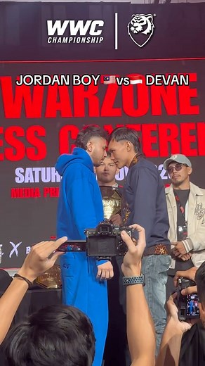 404K views · 7.9K reactions | JORDAN BOY vs DEVAN Warzone World Championship #WARZONE #WWC2025 #WarzoneChampionship #WarzoneIsComing #Combat | HarimauMalaya | Facebook