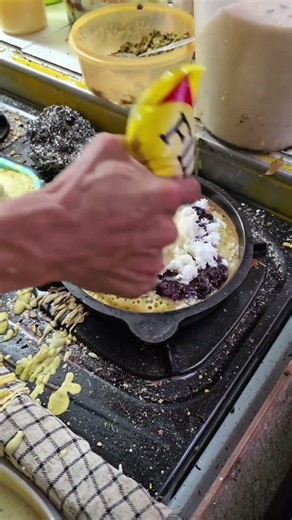 Martabak ketan kelapa #martabak #martabakmanis #martabakbangka