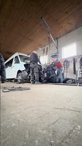 How to remove a Mercedes Sprinter engine in 5 minutes? The answer is at the end of the video! Spr...