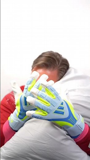 Adidas Predator GL Pro Hybrid Strap 🧤 Are These the Best GK Gloves Right Now? #shorts #gloves #gk