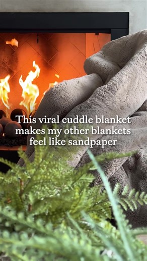 2.7K views | The cuddle blanket that keeps flying our shelves is finally BACK ✨ but not for long! | Cozy Earth | Facebook