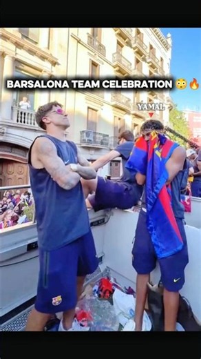 YAMAL & BARCELONA TEAM CELEBRATION 😳🔥 #shorts #football #lamineyamal #barcelona #spain