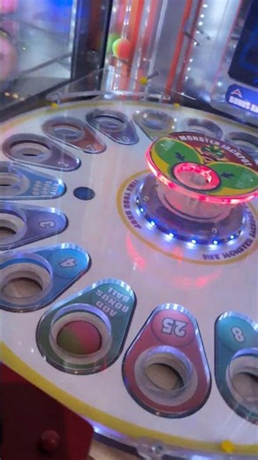 Brandon Plays Mini Bouncy Ball Arcade Machine Part 2