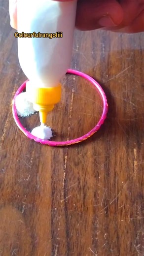 Pooja patil 🥰Colourfulrangoliii on Instagram: "#simpelrangolidesign #easyrangoli #dance #rangoliart #rangolidesigns #colourfulrangoli"