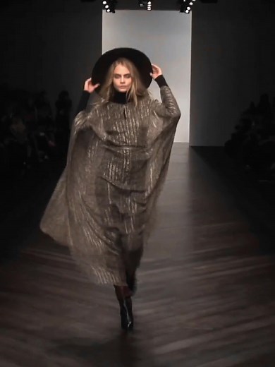 #caradelevingne For ISSA London Fall 2013 #catwalkmodel