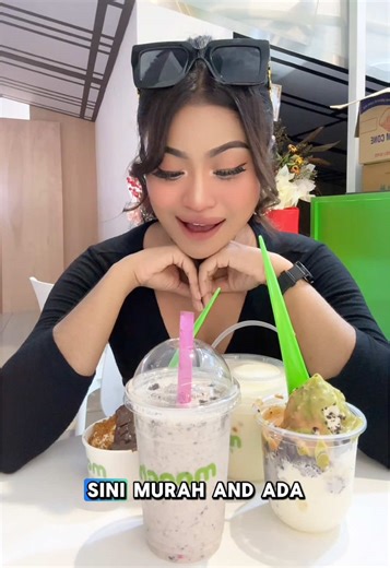 Discover Moochi Frozen Yogurt Promotions and Flavors