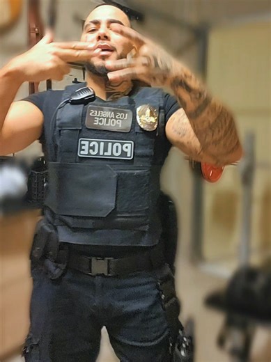 Tuto en Langue des Signes pour Gangs et Cops