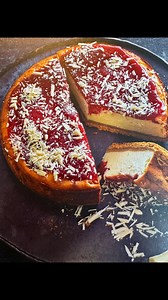 🍰 Cheesecake Deluxe! Mein absoluter Klassiker: Cheesecake mit Himbeeren und weißer Schokolade – jedes Mal ein voller Erfolg! Perfekt cremig, fruchtig und einfach unwiderstehlich. Wer könnte da widerstehen? 😍 #CheesecakeLover #CheesecakeLove #Himbeeren #WeißeSchokolade #Dessertliebe #SchnellUndLecker #Backliebe #FoodieGram #CremigGenuss #BackenMitLiebe #FoodInspiration #SüßesGlück #Rezeptideen #GenussPur #Leckerschmecker #Kuchenliebe #BackenMachtGlücklich #SchnellesRezept #DessertInspiration #F