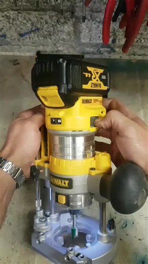 How to Fix a Dewalt Trimmer That Stopped Working