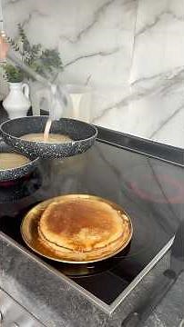 in korte tijd pannekoeken afbakken #breakfast #ontbijt #pannekoeken