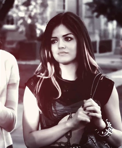 pink hair aria | #ariamontgomery #ariaedit #pll #prettylittleliars #pllaria fyp viral foryoupage plledit | original content tiktok !!