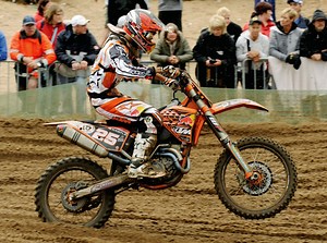 4 Entry Level Dirt Bikes Perfect for Beginners