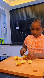 Do eat apple 🍎 🤔 | Princess Esther-Star