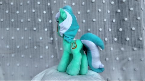 My Little Pony - Lyra Plush Toy - Officially Licensed Product, Soft and Cuddly Collectible for Fans and Collectors - Ideal Gift for Kids and Adults - Ages 3+