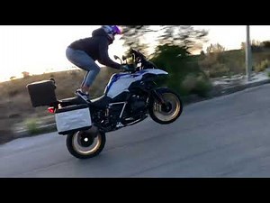 BMW R1250 GS HP TEST WHEELIE STOPPIE