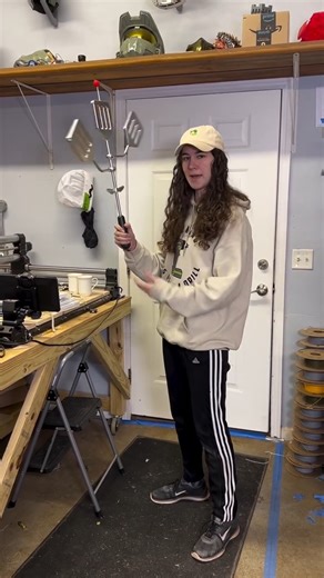 Go fetch me a HYDRODYNAMIC SPATULASTL file- modeldanielmodel #spongebob #spongebobmemes #memes | Emily Yarid