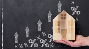 Mortgage pain ‘python’ is ‘strangling’ Australians for months on end