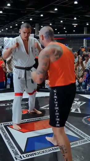 Anthuan Franco (kyokushin) VS Marcelo Álvarez (Kick boxing)Low Kick Championship España 🇪🇸