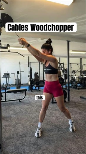 Cables woodchopper - rotation exercise