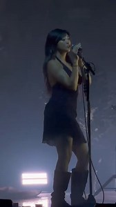 real man dance teehee 🙊 http://beabadoobee.ffm.to/tour | beabadoobee