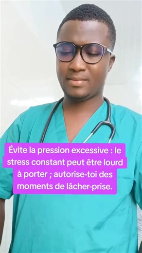 Ne pleure pas.😔😔😔 Aux femmes en désir de grossesse : la conception est un processus biologique complexe qui dépend de nombreux facteurs hormonaux, physiologiques et parfois extérieurs à votre volonté. Une absence de résultat immédiat ne signifie ni échec ni anomalie. Le corps peut avoir besoin de temps, d’ajustements ou d’un accompagnement médical adapté. Un suivi régulier, une bonne hygiène de vie et, si nécessaire, un avis spécialisé peuvent faire toute la différence. Vous faites ce qu’il f