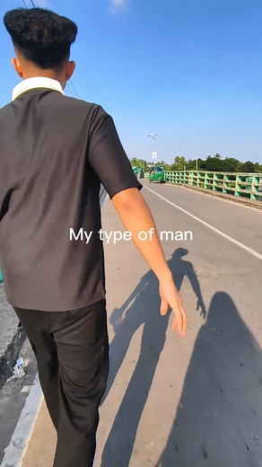 He likes to hold my hand💌 | A little things by Sucho