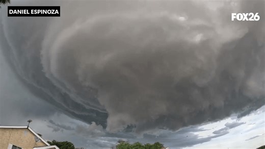Video captures supercell thunderstorm near Firebaugh during tornado warning