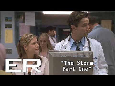 Carter and Lucy Kiss | ER