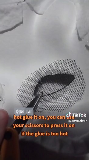 first post :) tutorial on how to make eyes for your mask :) #therian #therianthropy #therians #theriansafeplace #theriansarevalid #theriansafespace #therianmask #therianmaskmaking #therianmasktutorial #therianmasks