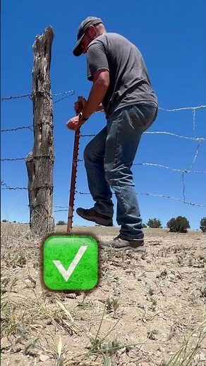 ☀️ How to Close a Barbed Wire Gate #barbedwire #countrylife #publiclands