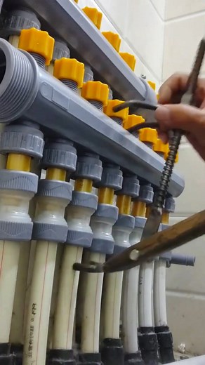 138K views · 110 reactions | The process of fixing the floor heating pipes | Daily Tips | Facebook