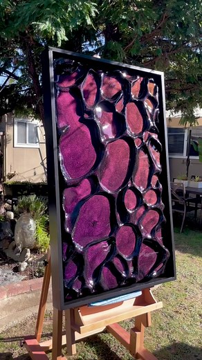 Using epoxy resin mixed with a hypershift pigment from yellow to purple really enhances the depth and form of this abstract textured work. . . #fyp #artreels #artinspo #resin #epoxy #abstract #art #howto #rainbow #resinpour #arttutorial