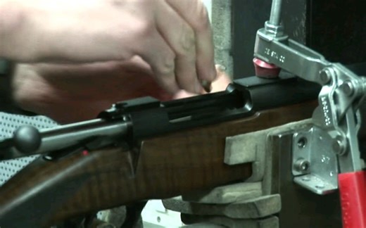 博主参观芬兰萨科枪械制造车间