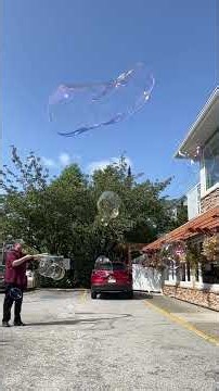 Slow Motion Bubble Flow Blowing in the Wind w/ Blues Guitar Music "Pale Rider Blues" Giant Bubbles