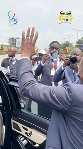 3.1M views · 31K reactions | #Prbenin | #IndependanceBenin | #Benin65 | #Wasexo | #FêteNationale |  Célébration de la fête nationale 2025 : Départ du Président de la République, Monsieur Patrice Talon , dans une ambiance empreinte d’enthousiasme et de ferveur populaire, au terme du grandiose défilé militaire et paramilitaire. | Présidence de la République du Bénin | Facebook