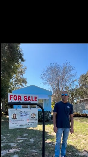 🚨 New Listing Alert 🚨 📍 Montverde, FL! 📍 Looking for the perfect move-in ready mobile home in beautiful Montverde, Florida? This one’s for you! ✅ Spacious layout ✅ Freshly updated inside & out ✅ Peaceful neighborhood ✅ Move-in ready — no work needed! NO HOA 🚫 Enjoy the small-town charm of Montverde while being just minutes from major shopping, dining, and Lake County’s best outdoor spots. ☀️ 📍 Contact Trinity Real Estate Sales today for a private showing or more info! 📞 Call/Text: 321-303