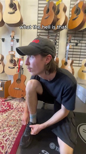 Some say it’s the player and not the guitar. But when you see one of them new Gibson acoustics, that things gonna darn play it’s darn self it’s that good #planetmusic #music #gibson #guitar #acoustic