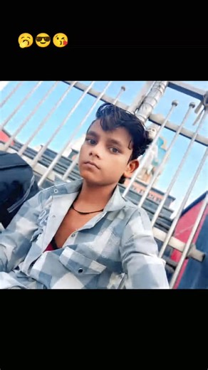 Instagram video by 💕vnode❤️❤️ Kumar😈 • Feb 15, 2026 at 12:07 AM