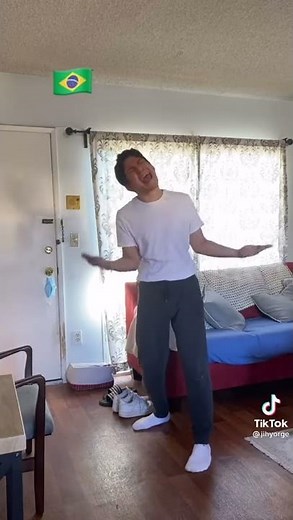 naruto screaming "SASUKEEE!!! " in different languages