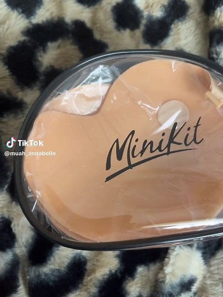 Very sticky #bra #straplessbra #teamwork #teamworkchallenge #teamworkmakesthedreamwork