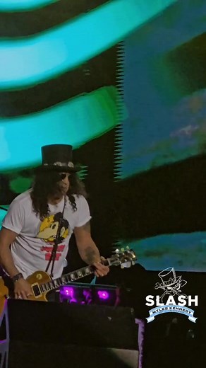 It's So Easy" (guitar solo) Buenos Aires (2025), Argentina 🇦🇷 #notinthislifetimetour #GNR #GnFnR | Guns n' f 'n Roses.It - Nightrain Italia Fanpage