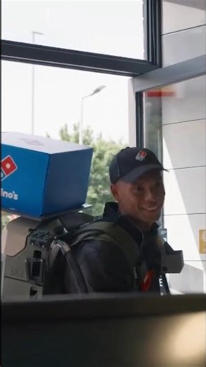 Why Is There a Small Table Inside a Pizza Box? | Pizza Saver Explained