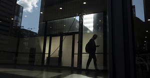 Canadian job market beginning to cool, Bank of Canada governor says