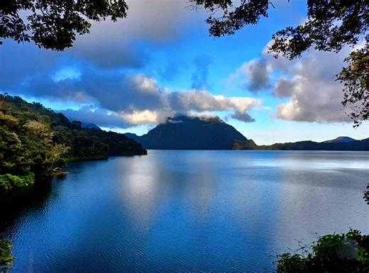 Danau Gunung 7 salah satu danau vulkanik terindah di Indonesia #danaugunung7kerinci #danau #nature #foryou
